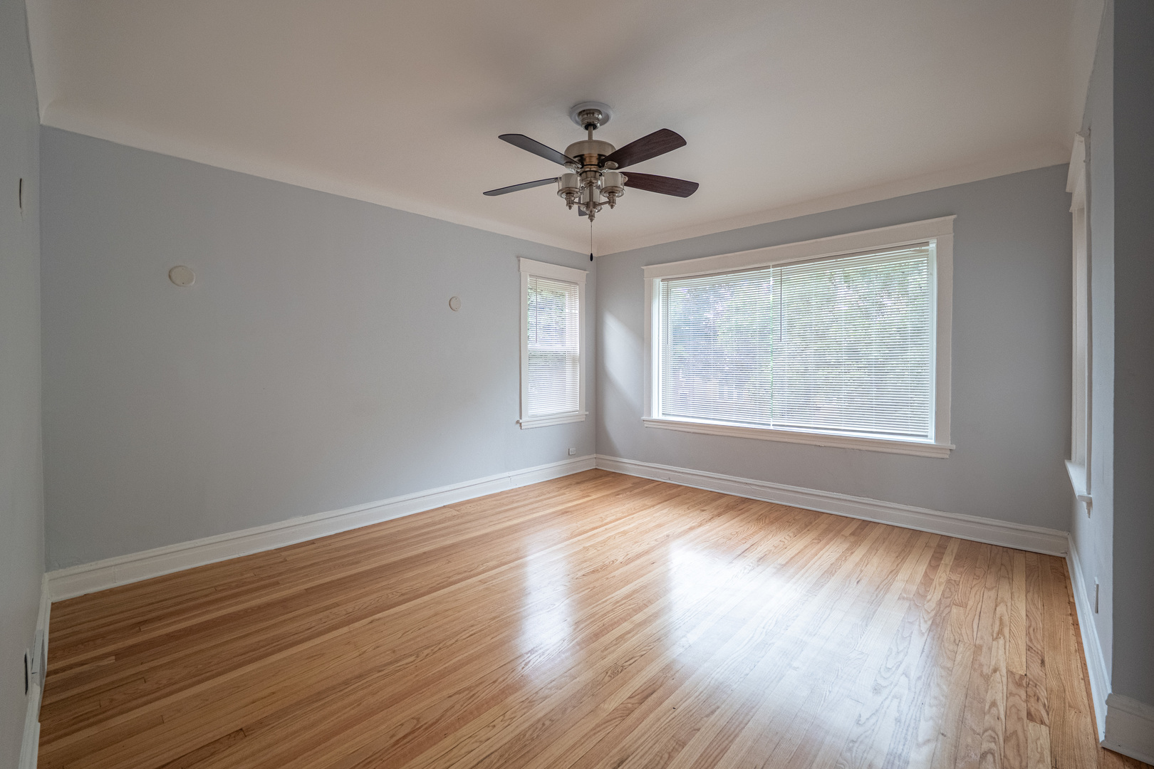 1640 N Linder Avenue 2 Property Photo 16