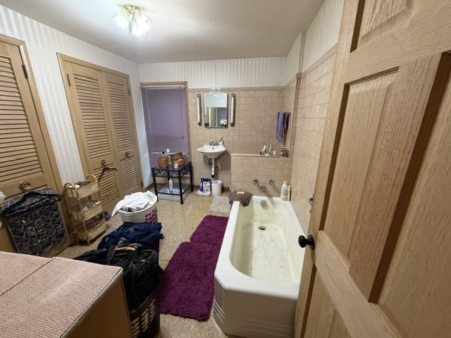 1630 E State Street Property Photo 14