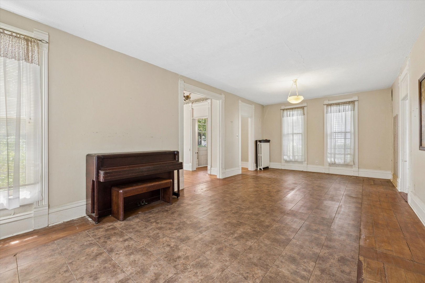 815 12th Avenue Property Photo 15