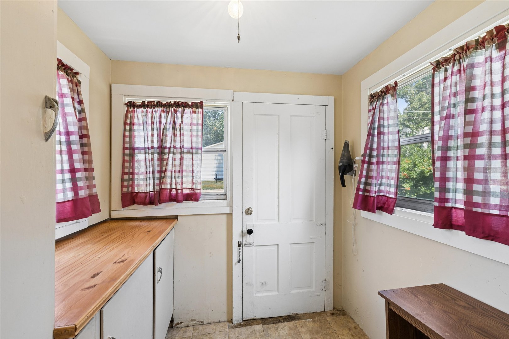 815 12th Avenue Property Photo 23