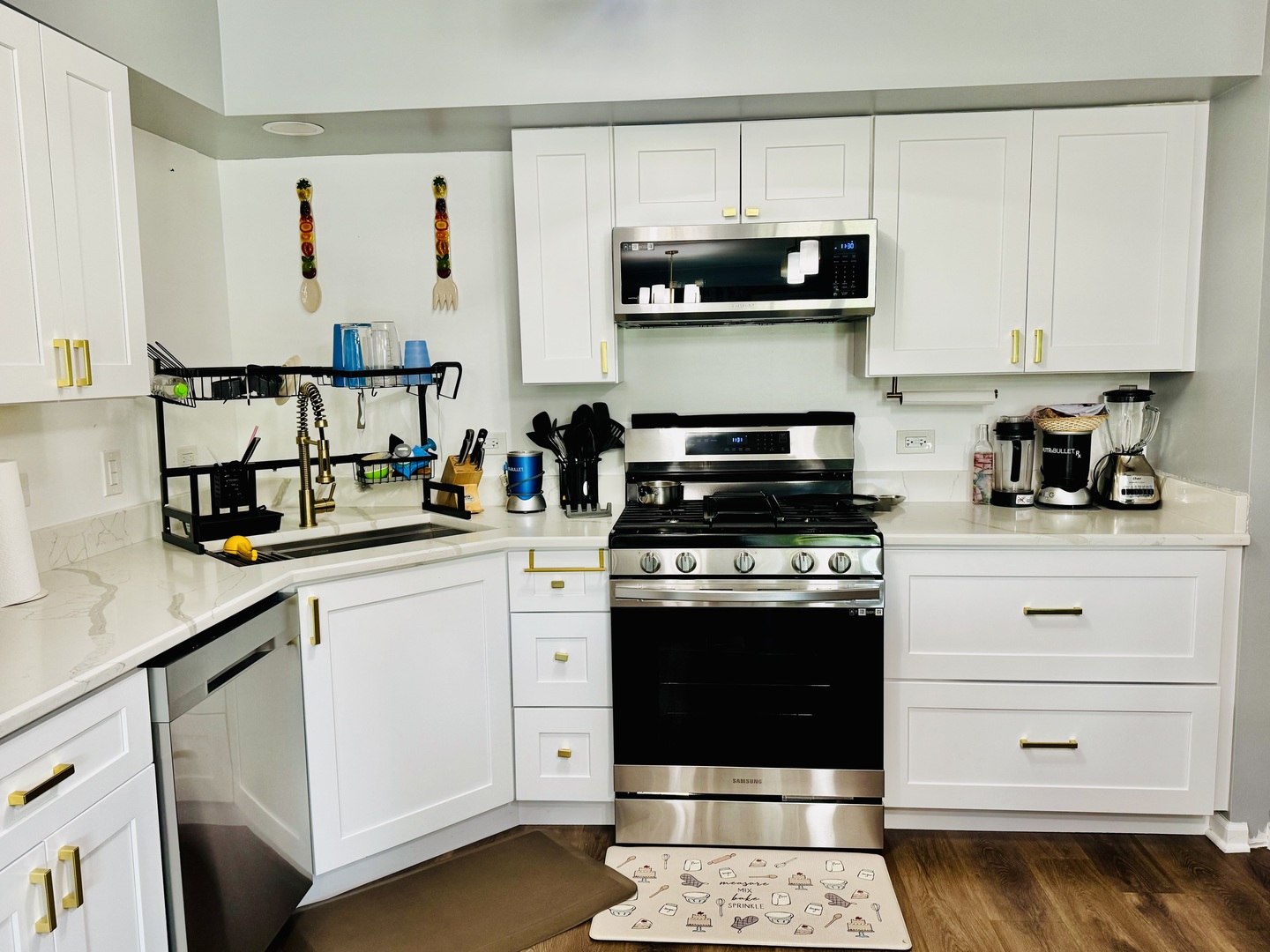 4019 W 93rd Street C Property Photo 9
