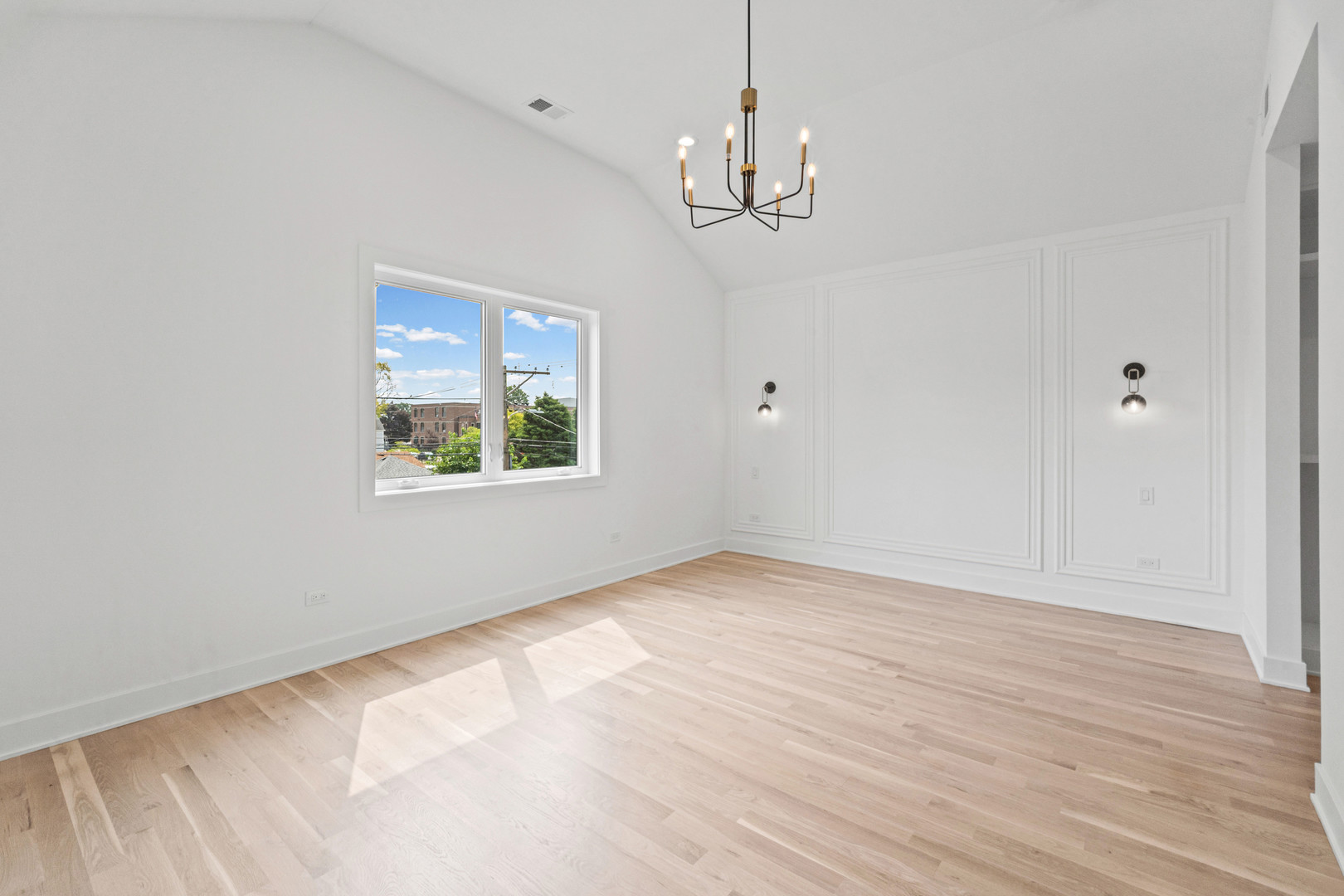 1535 Scoville Avenue Property Photo 19