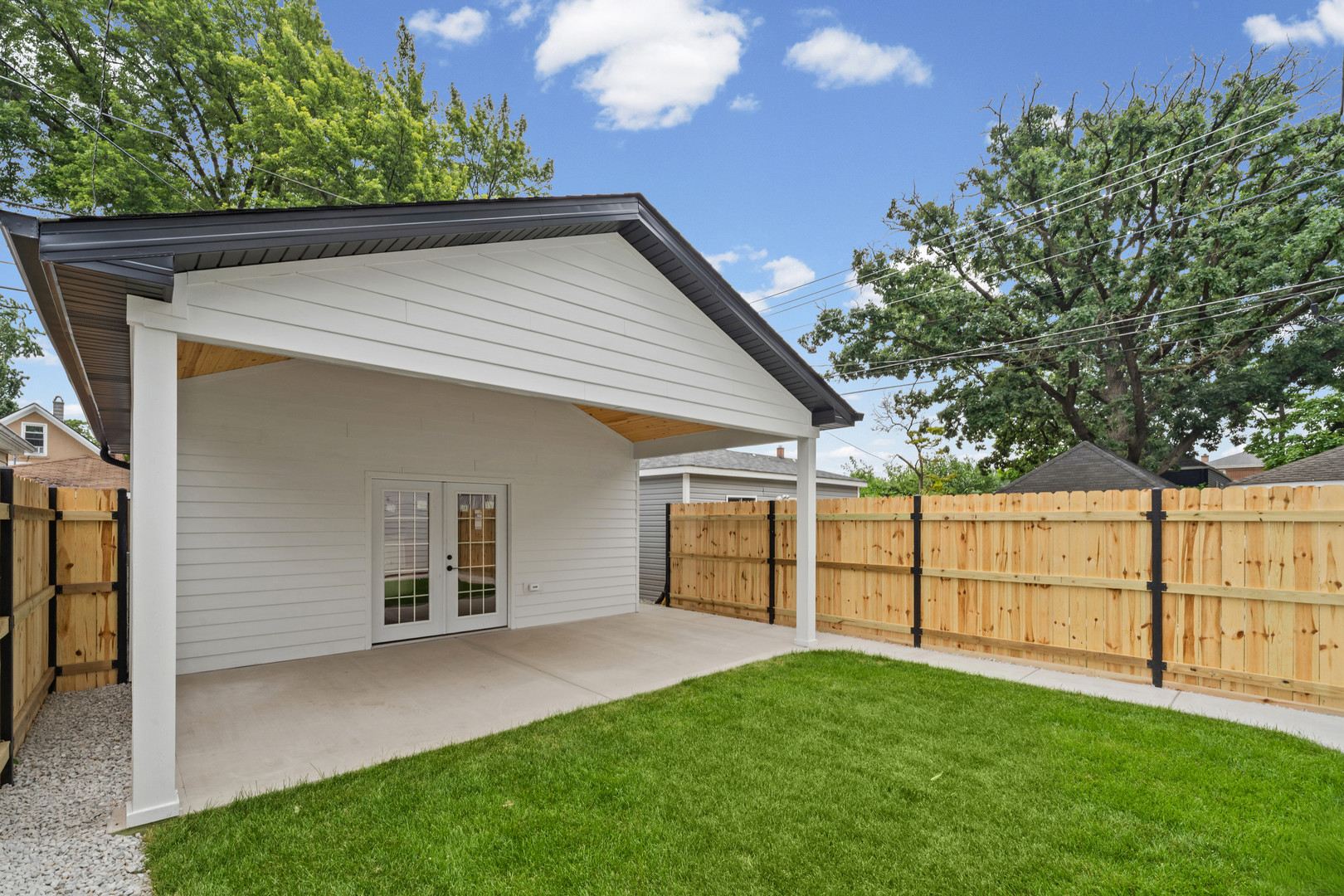 1535 Scoville Avenue Property Photo 23