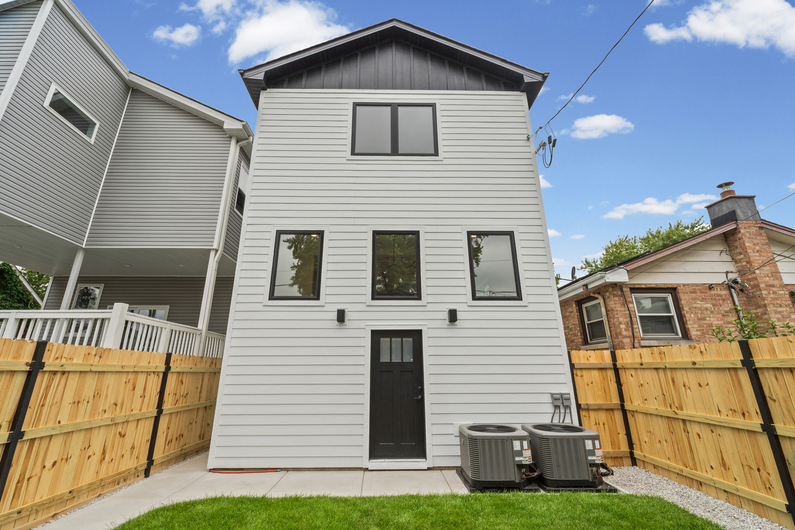 1535 Scoville Avenue Property Photo 25