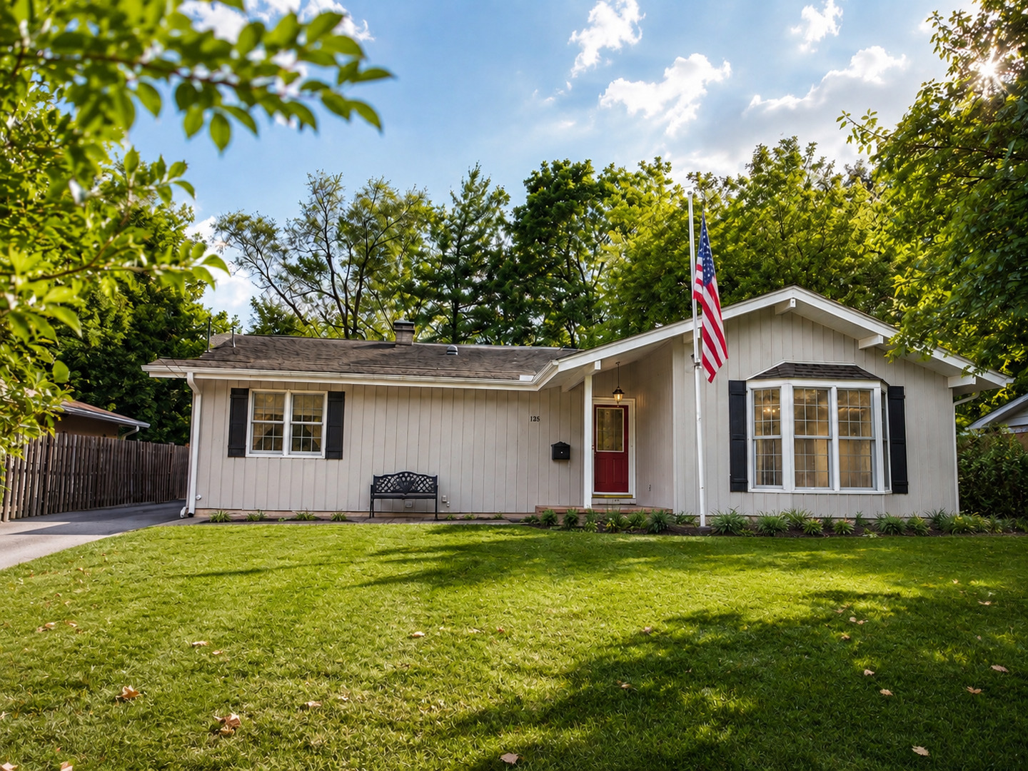 136 E Kimball Avenue Property Photo 1