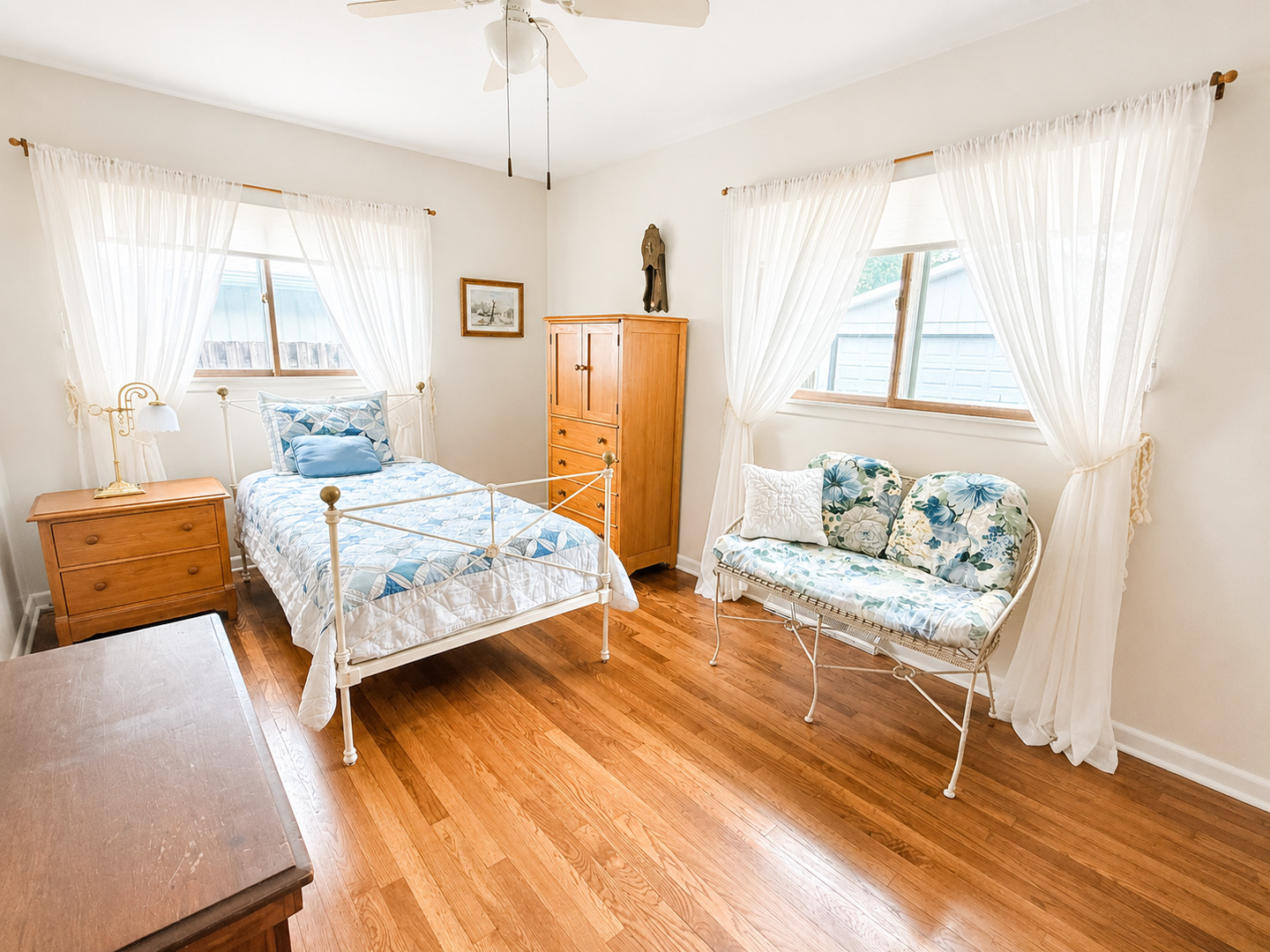 136 E Kimball Avenue Property Photo 11