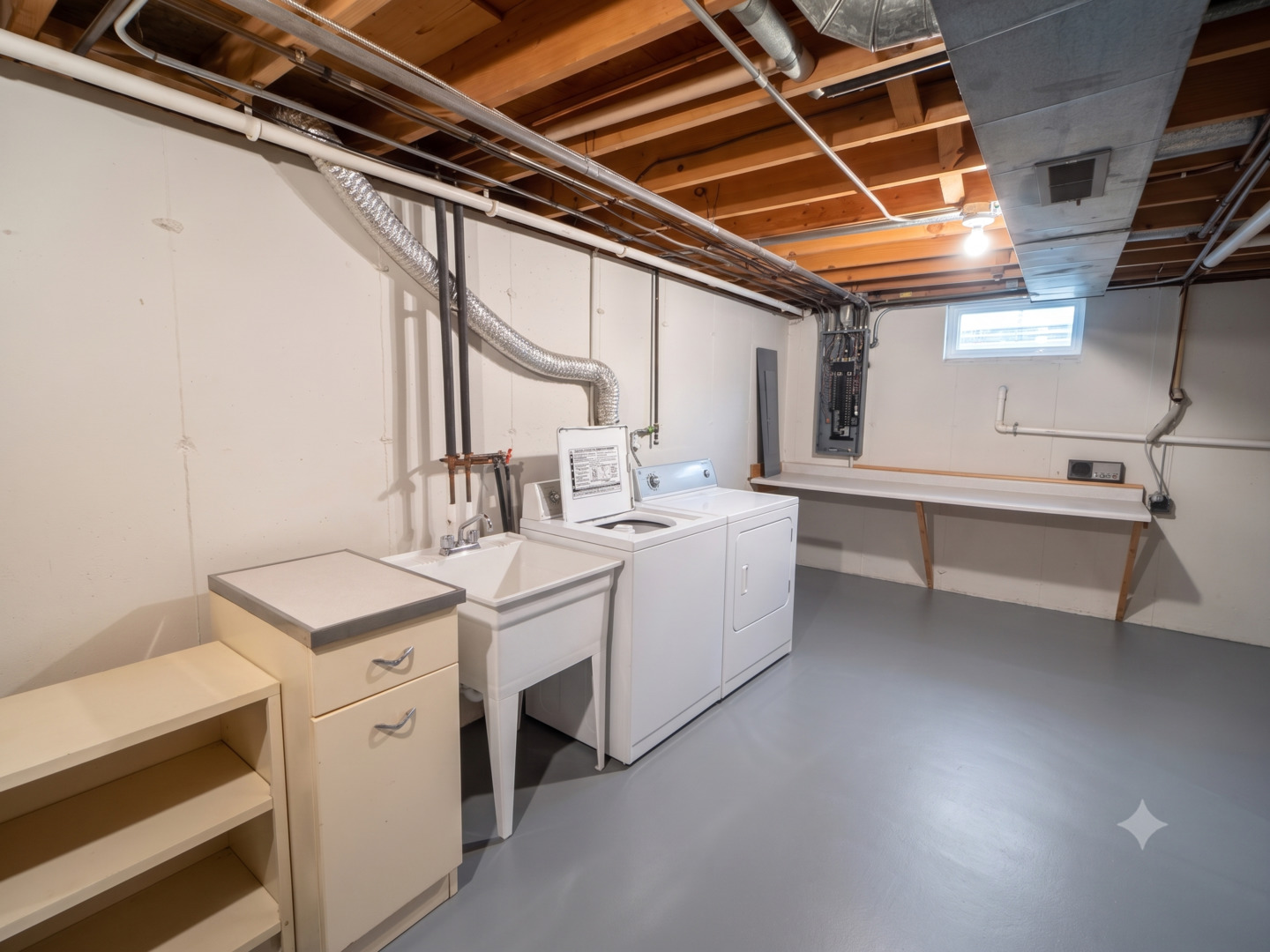 136 E Kimball Avenue Property Photo 15