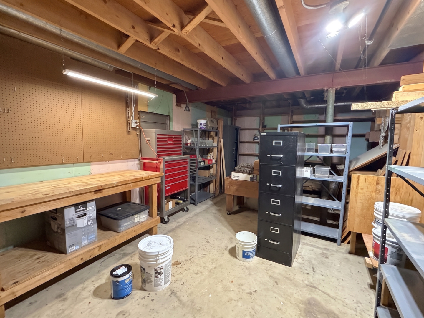 136 E Kimball Avenue Property Photo 19