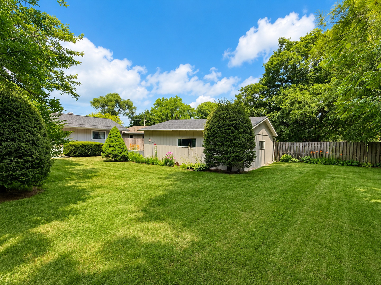 136 E Kimball Avenue Property Photo 20