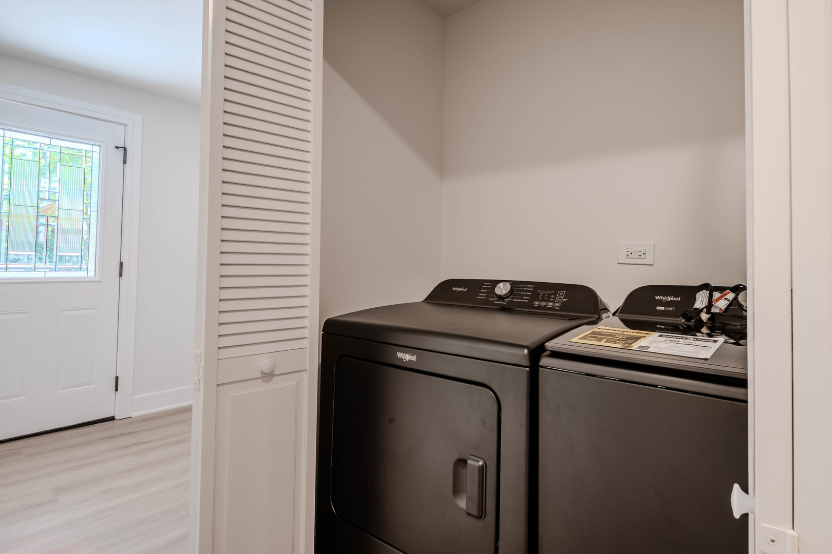 1823 E Park Place Property Photo 13