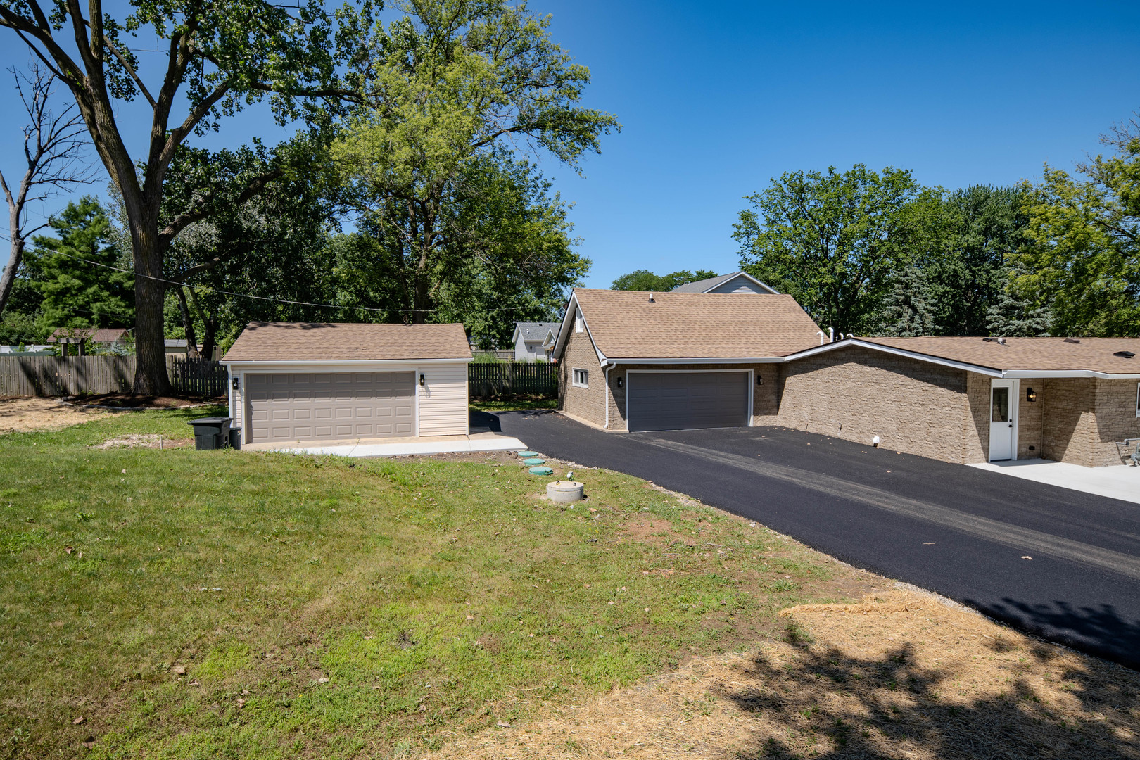 1823 E Park Place Property Photo 22