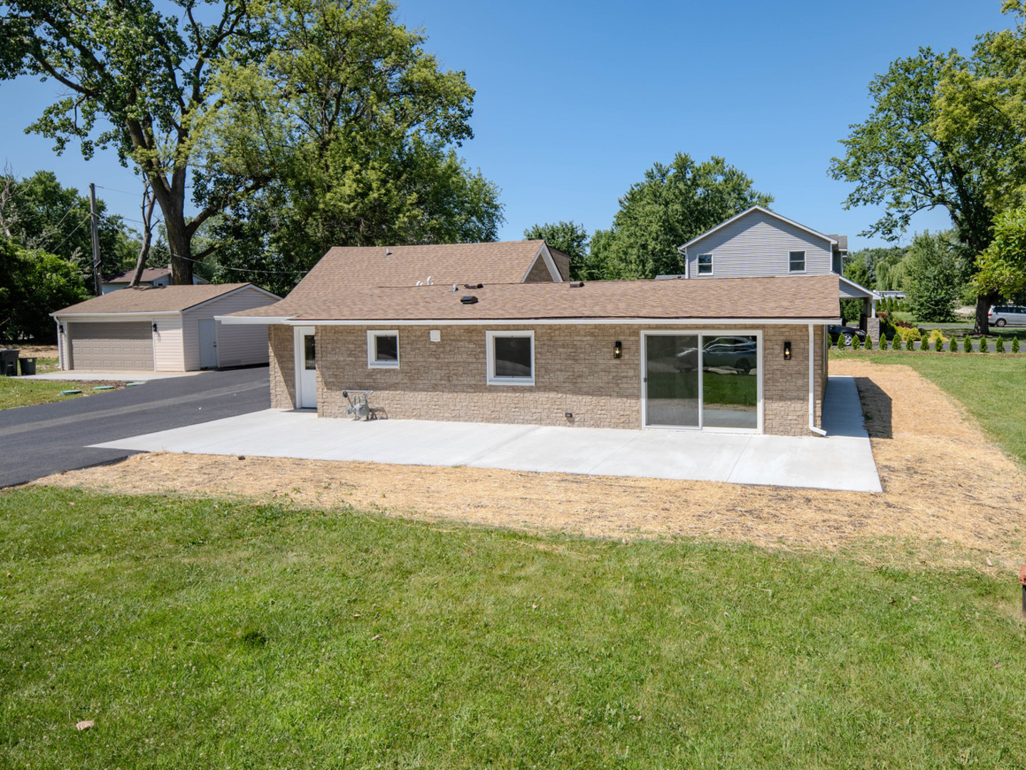 1823 E Park Place Property Photo 23