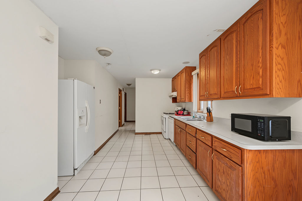 13439 S Brandon Avenue Property Photo 9
