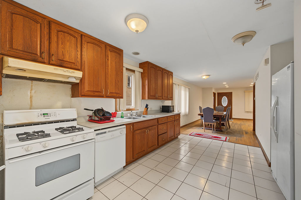 13439 S Brandon Avenue Property Photo 10