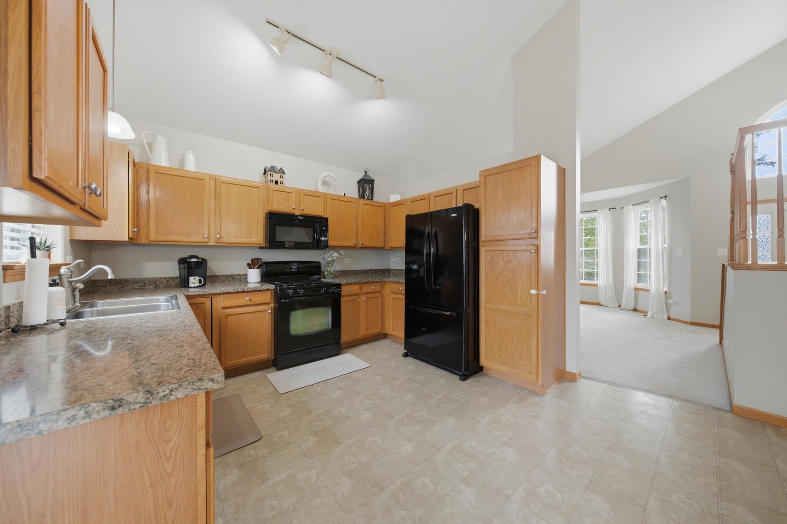 26008 S White Oak Trail Property Photo 10