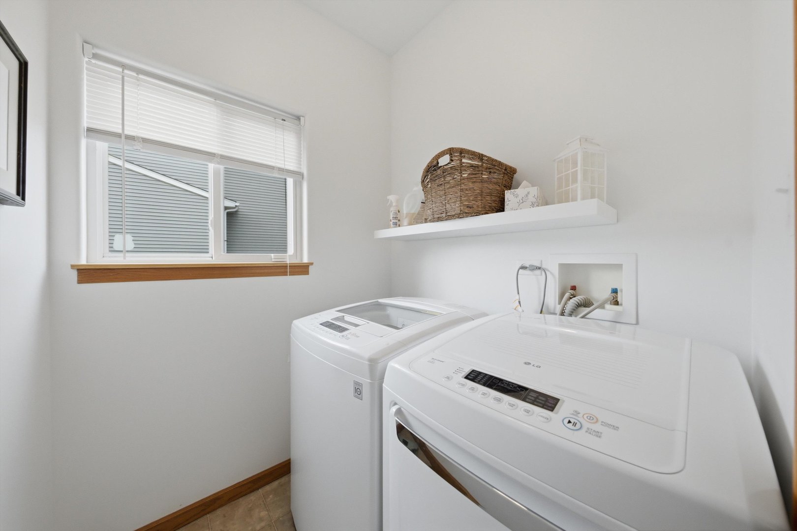 26008 S White Oak Trail Property Photo 17