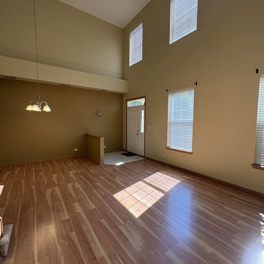 12718546 Property Photo 3