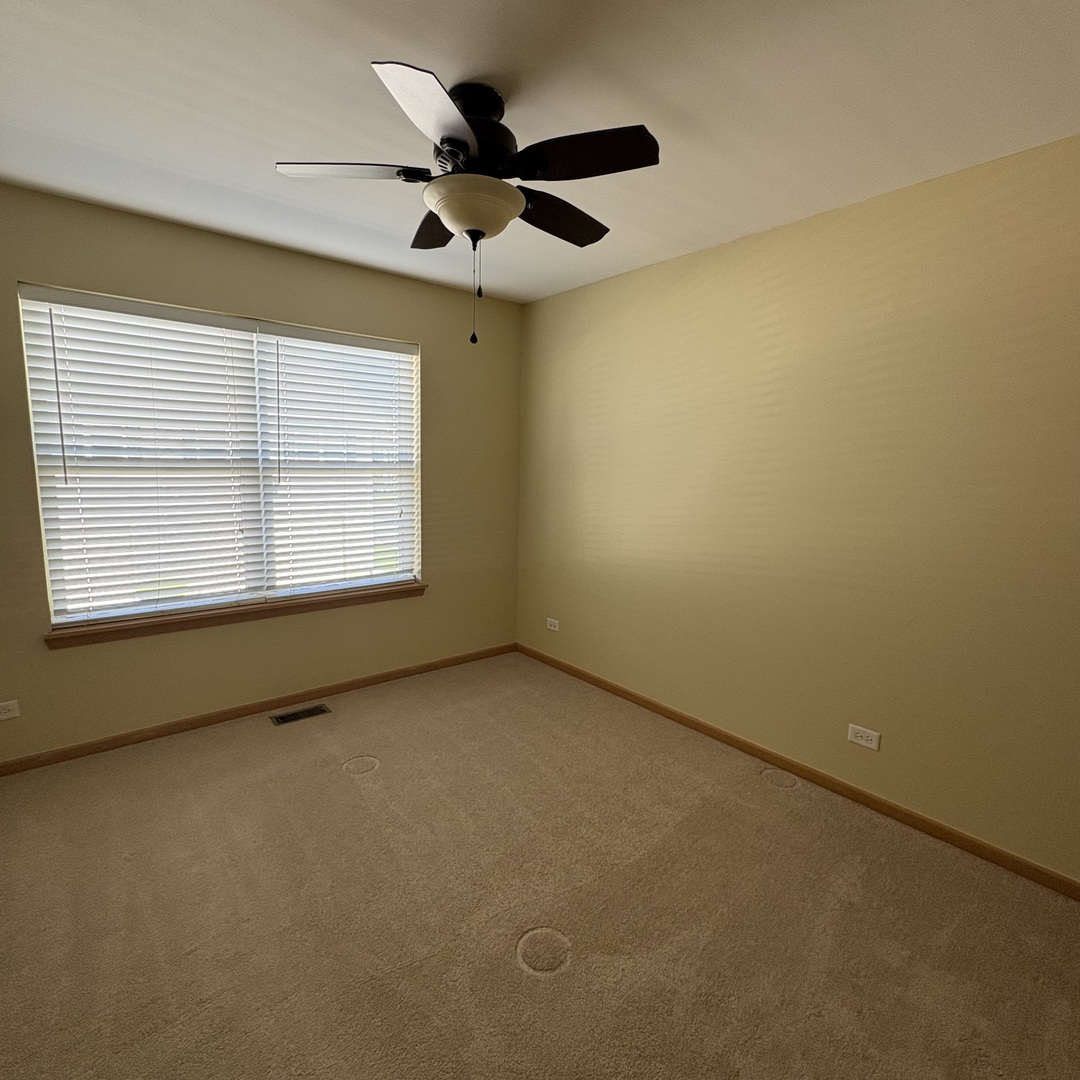12718546 Property Photo 13