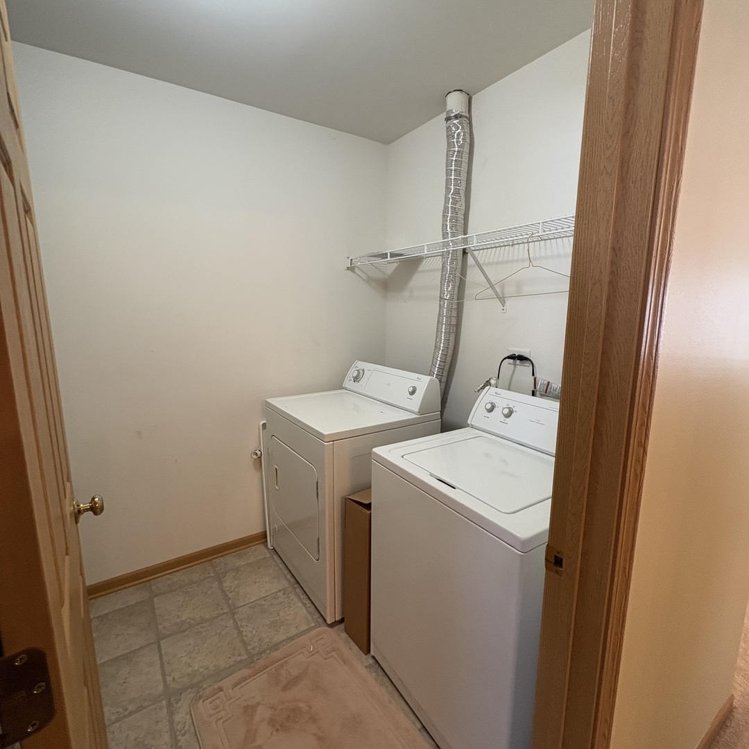 12718546 Property Photo 15