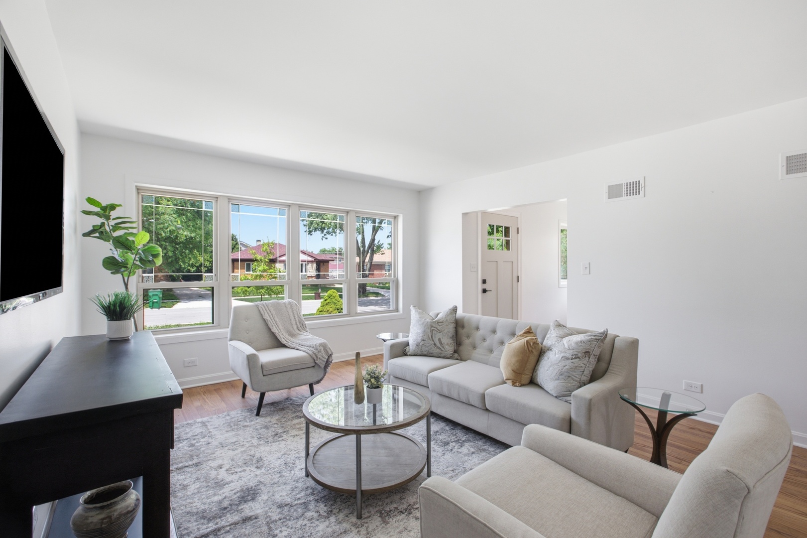 11157 Shaw Street Property Photo 5