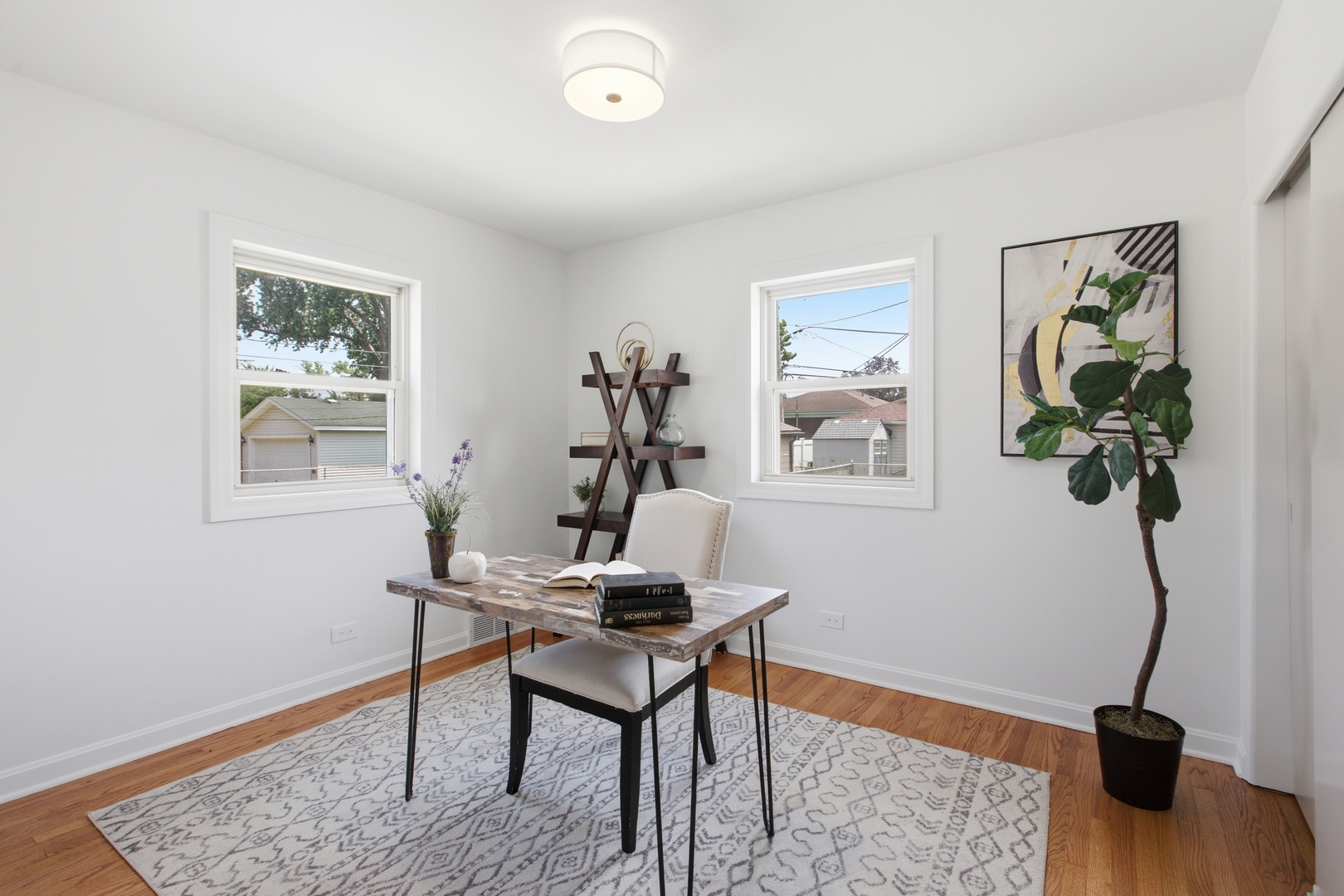 11157 Shaw Street Property Photo 8