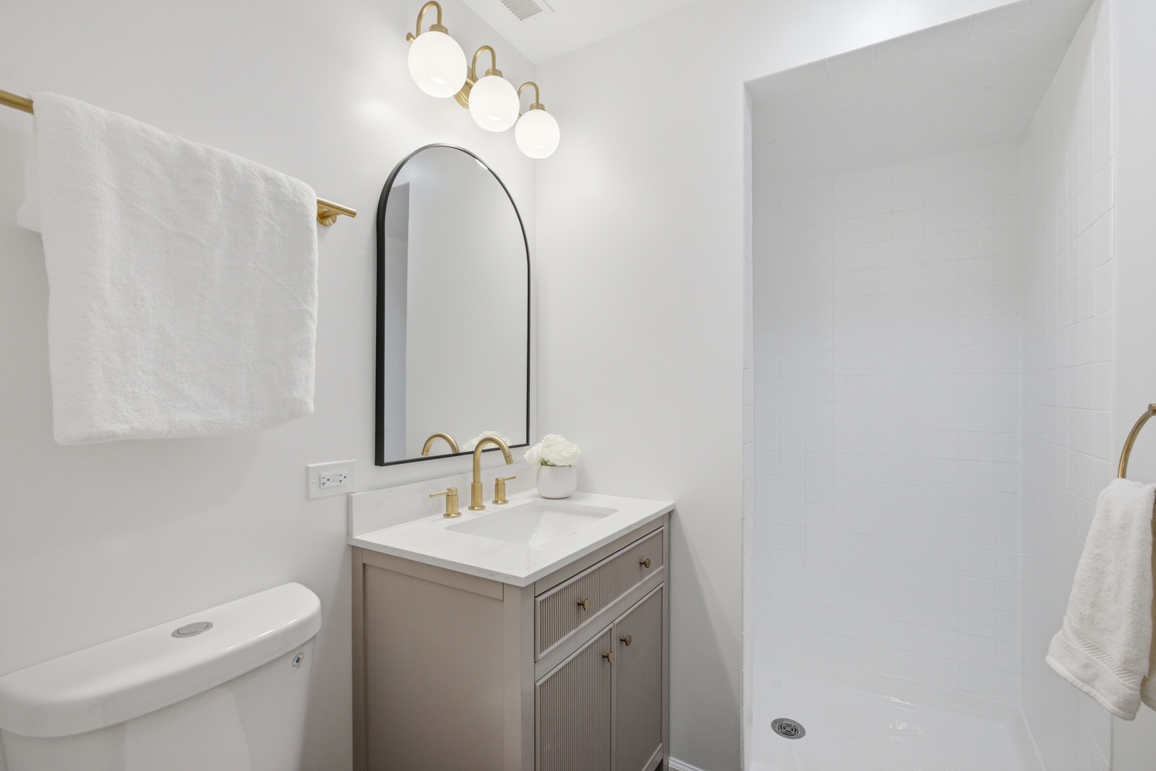 11157 Shaw Street Property Photo 15