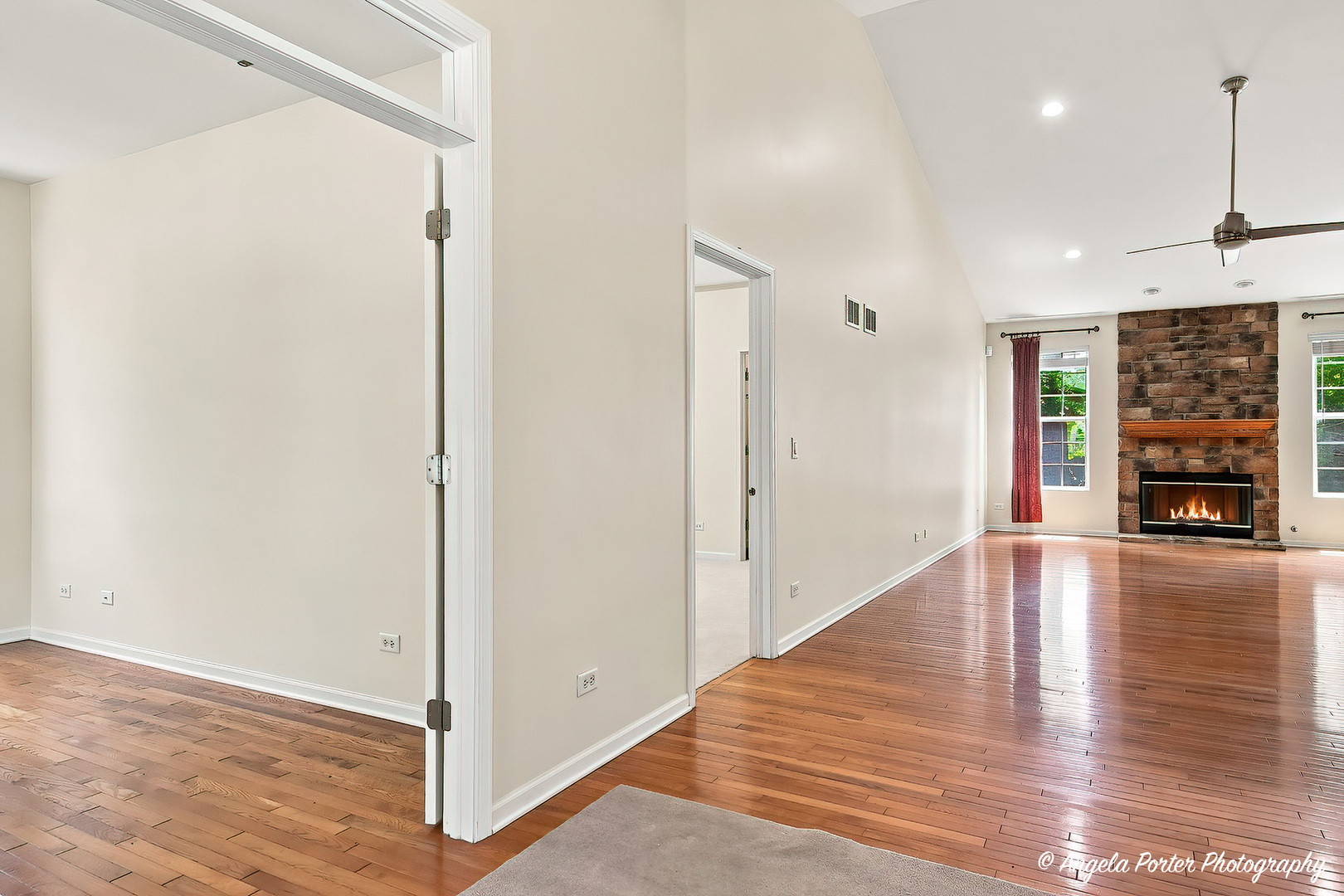 3211 Kendall Crossing Property Photo 4