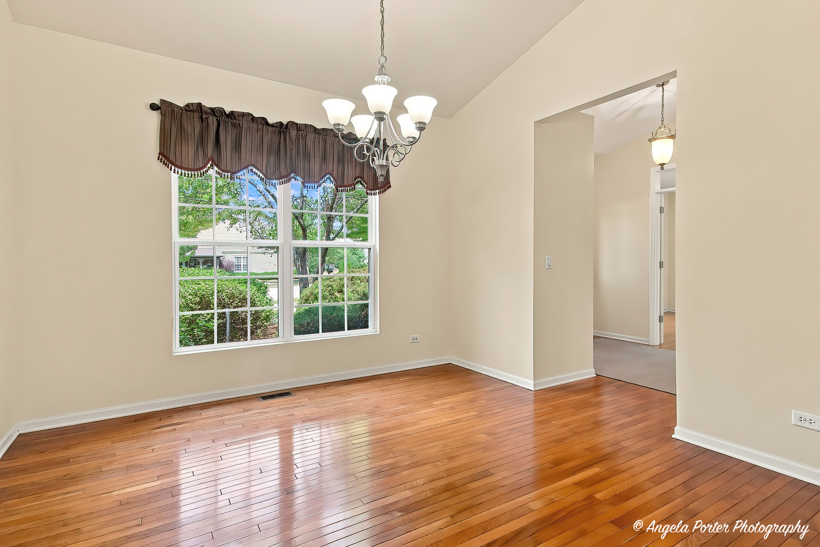 3211 Kendall Crossing Property Photo 8