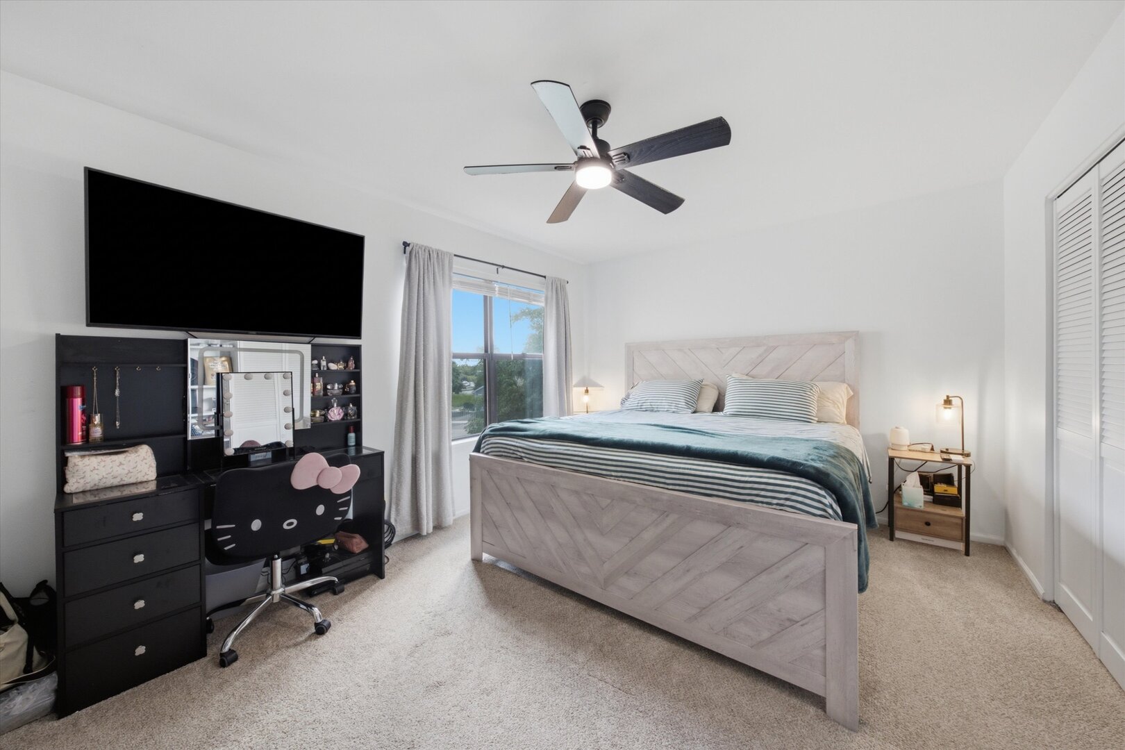 8321 Highpoint Circle D Property Photo 14