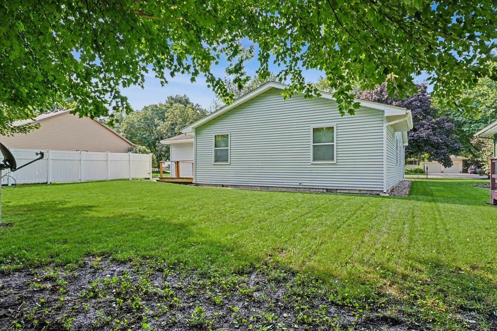 2618 W John Street Property Photo 34