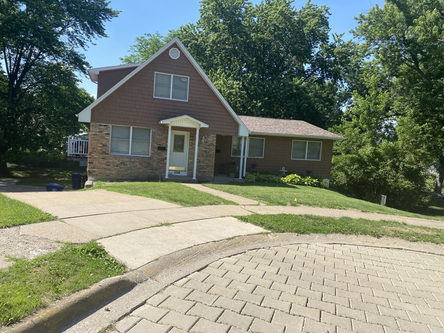 2356-58 Hillandale Road Property Photo 1