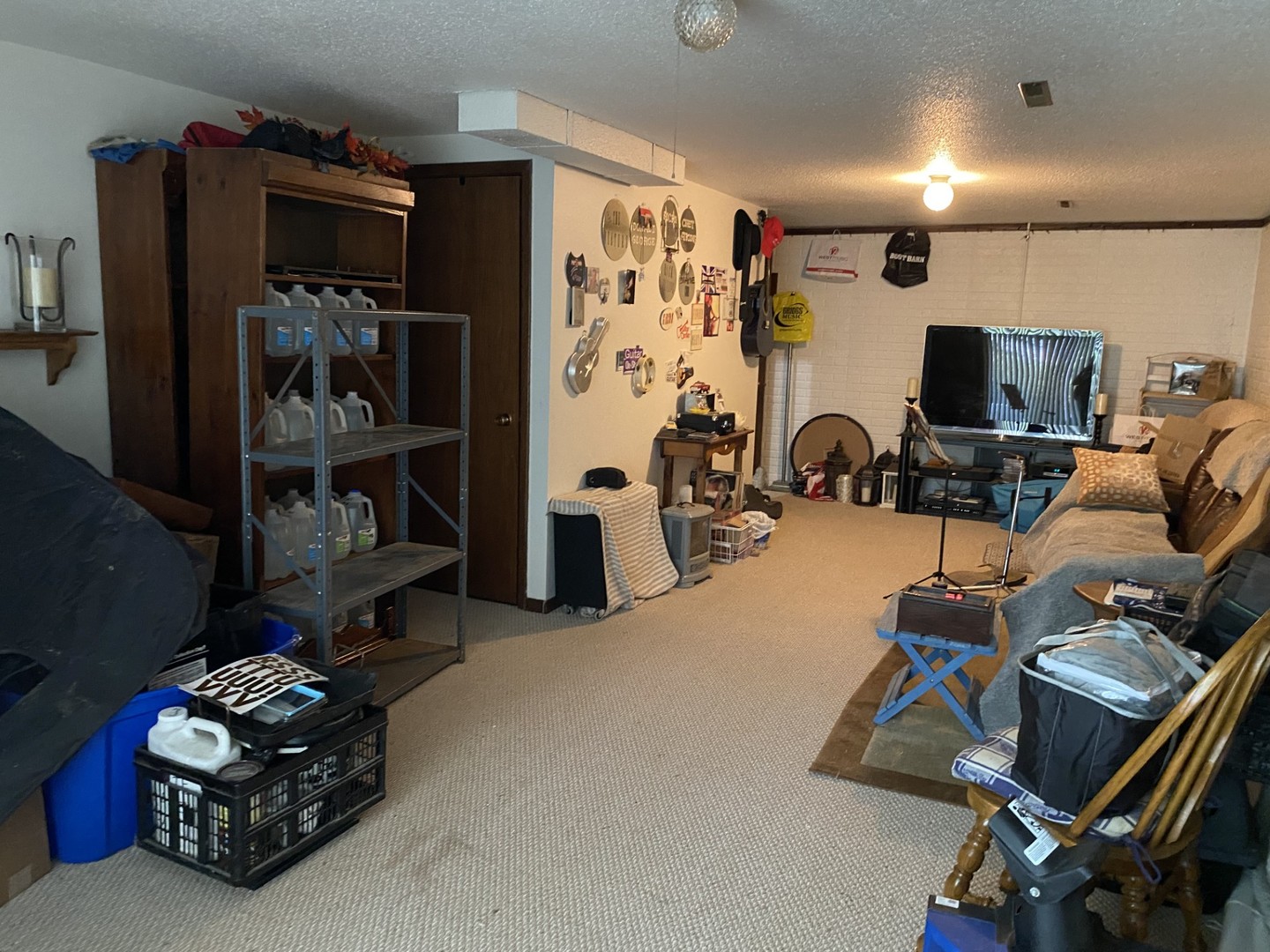 2356-58 Hillandale Road Property Photo 8