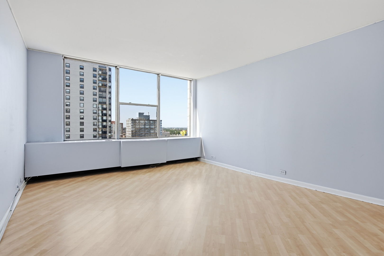 5757 N Sheridan Road 19d Property Photo 17