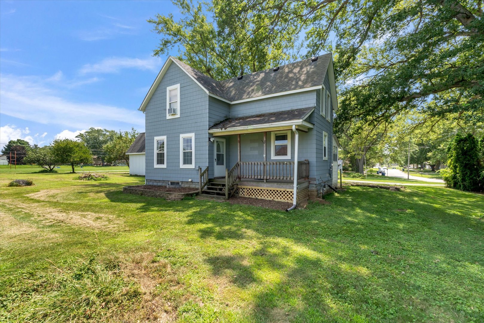 513 12th Street Property Photo 1