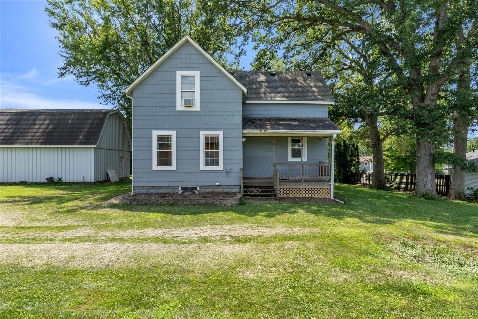 513 12th Street Property Photo 2