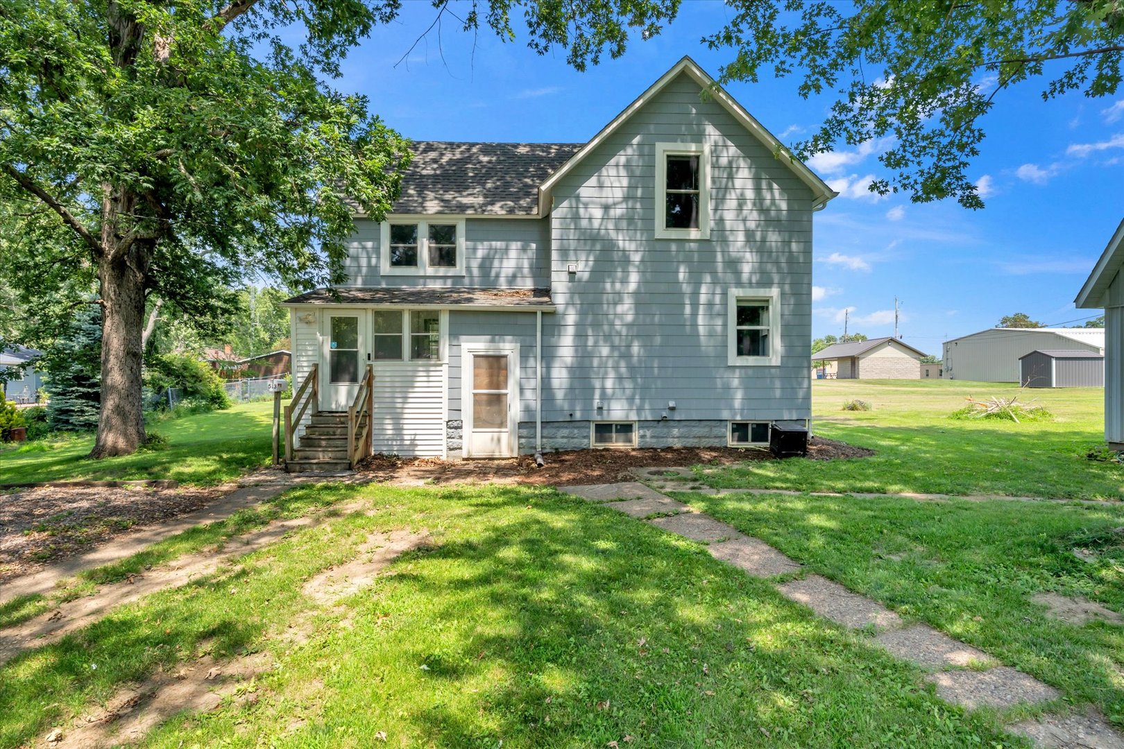 513 12th Street Property Photo 6