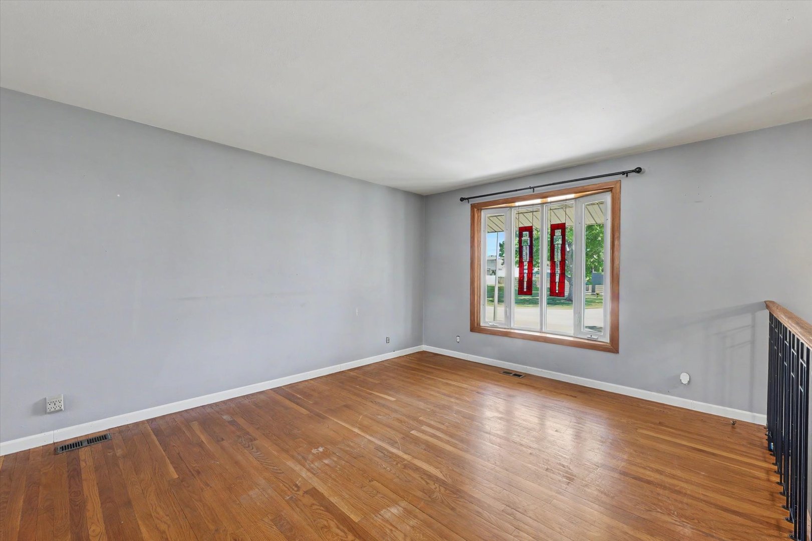1524 Gates Drive Property Photo 6