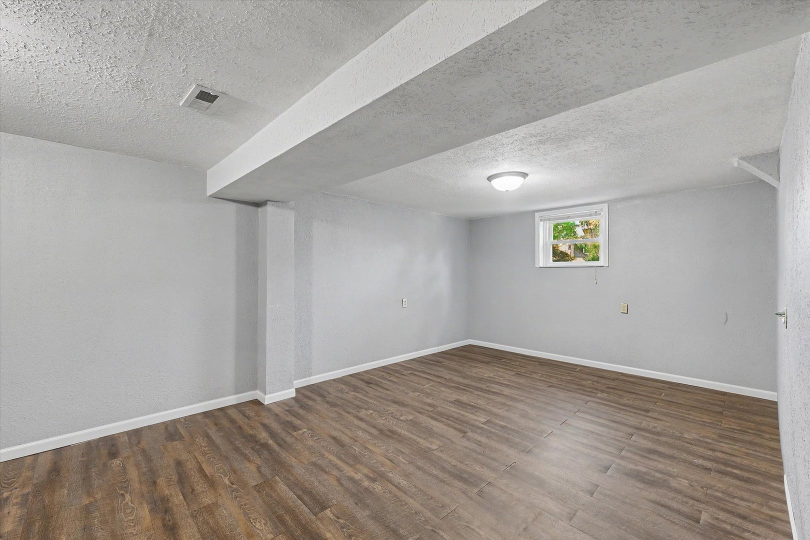 1524 Gates Drive Property Photo 26
