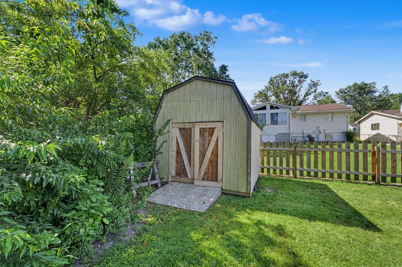 1524 Gates Drive Property Photo 34