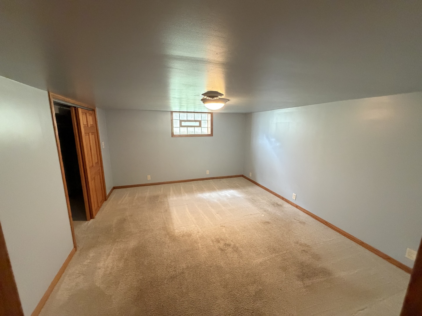 479 S Winfield Avenue Property Photo 17