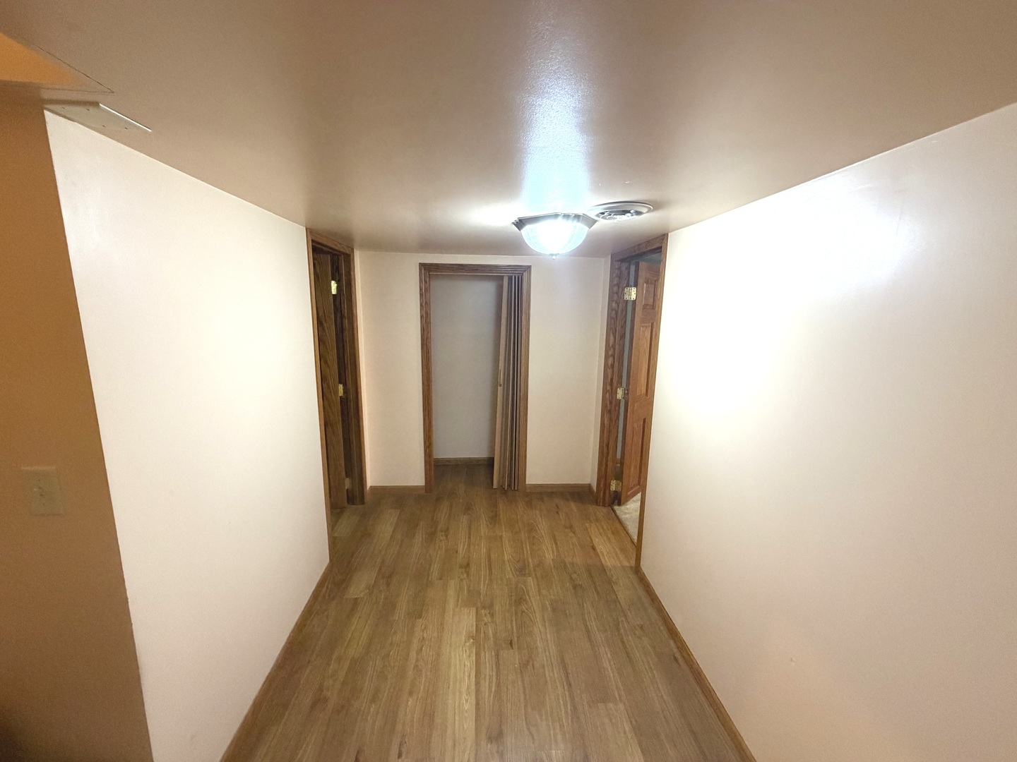 479 S Winfield Avenue Property Photo 19