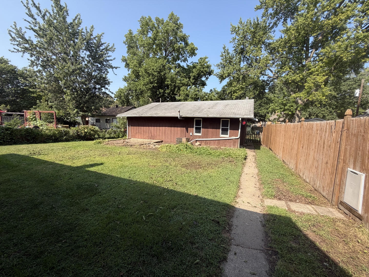 479 S Winfield Avenue Property Photo 25