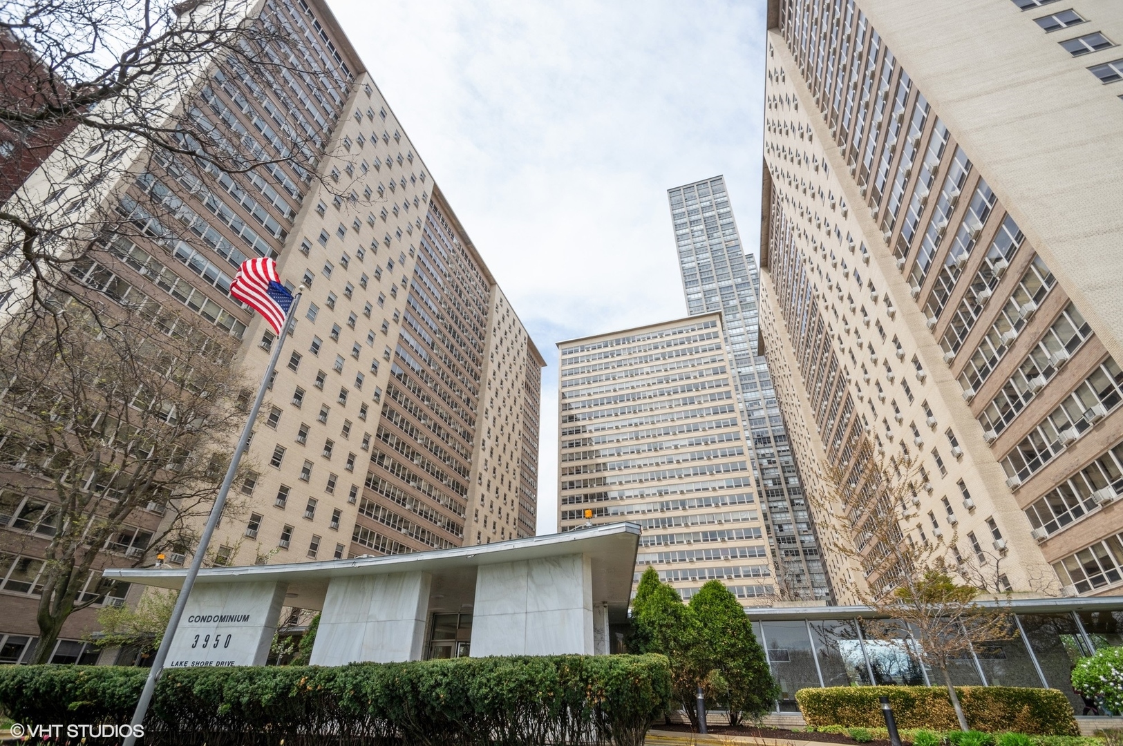 3950 N Lake Shore Drive 526 Property Photo 1