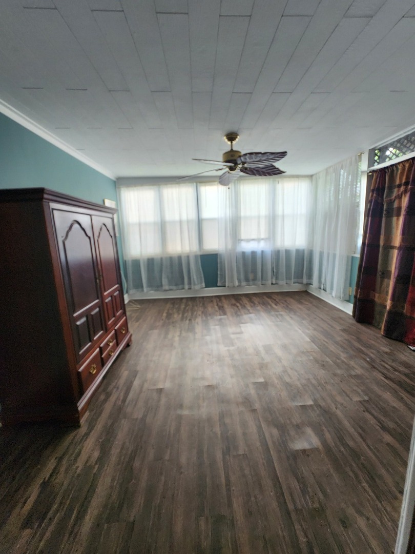 25168 W Edgar Avenue Property Photo 10