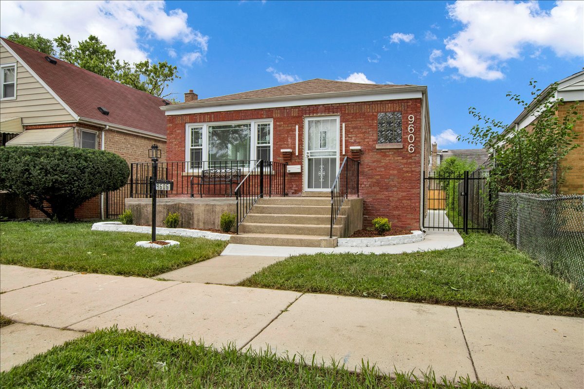 9606 S Eggleston Avenue Property Photo 2