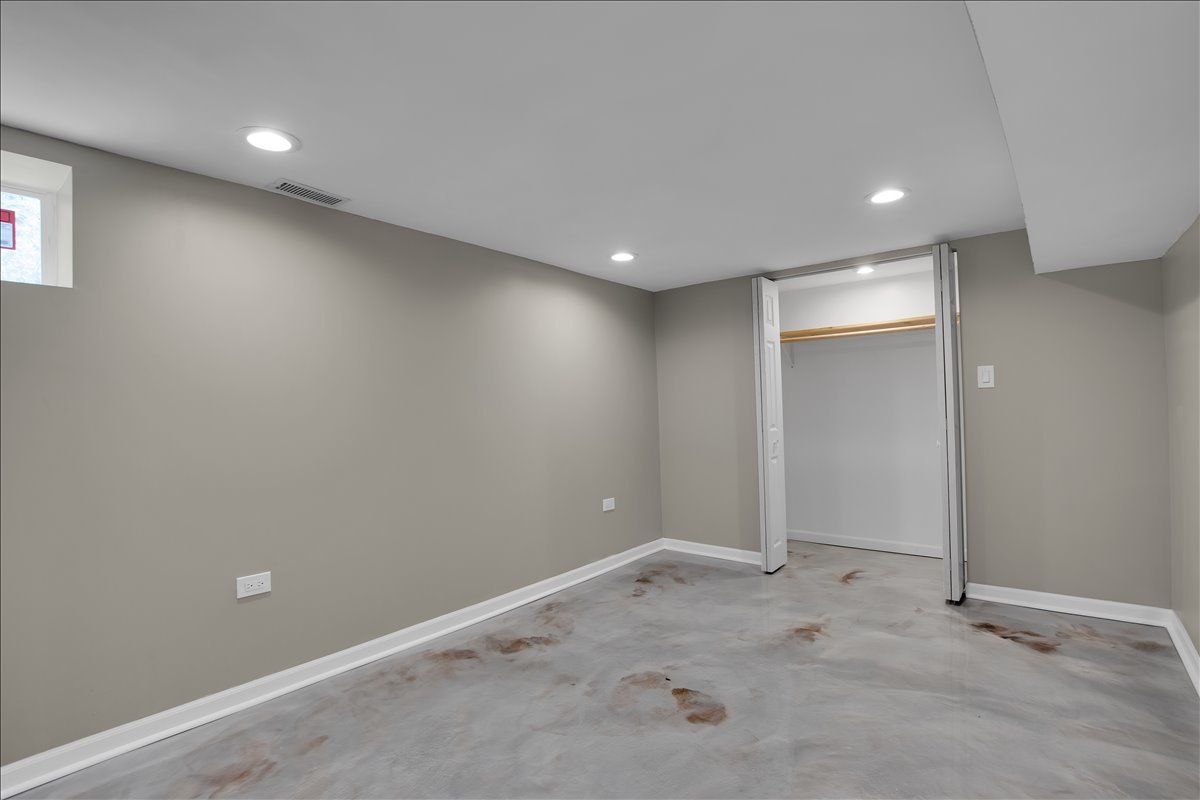 9606 S Eggleston Avenue Property Photo 24