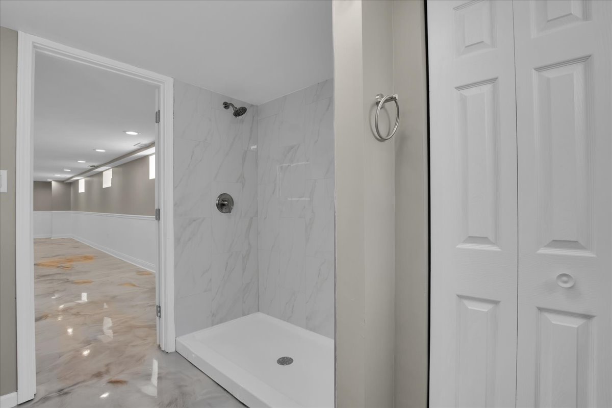 9606 S Eggleston Avenue Property Photo 29