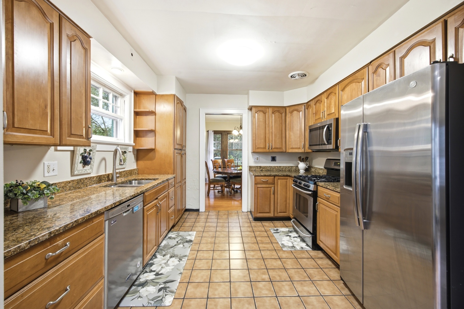 186 N Du Bois Avenue Property Photo 8