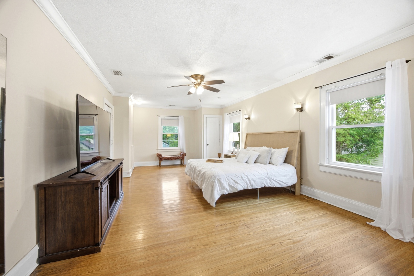186 N Du Bois Avenue Property Photo 28