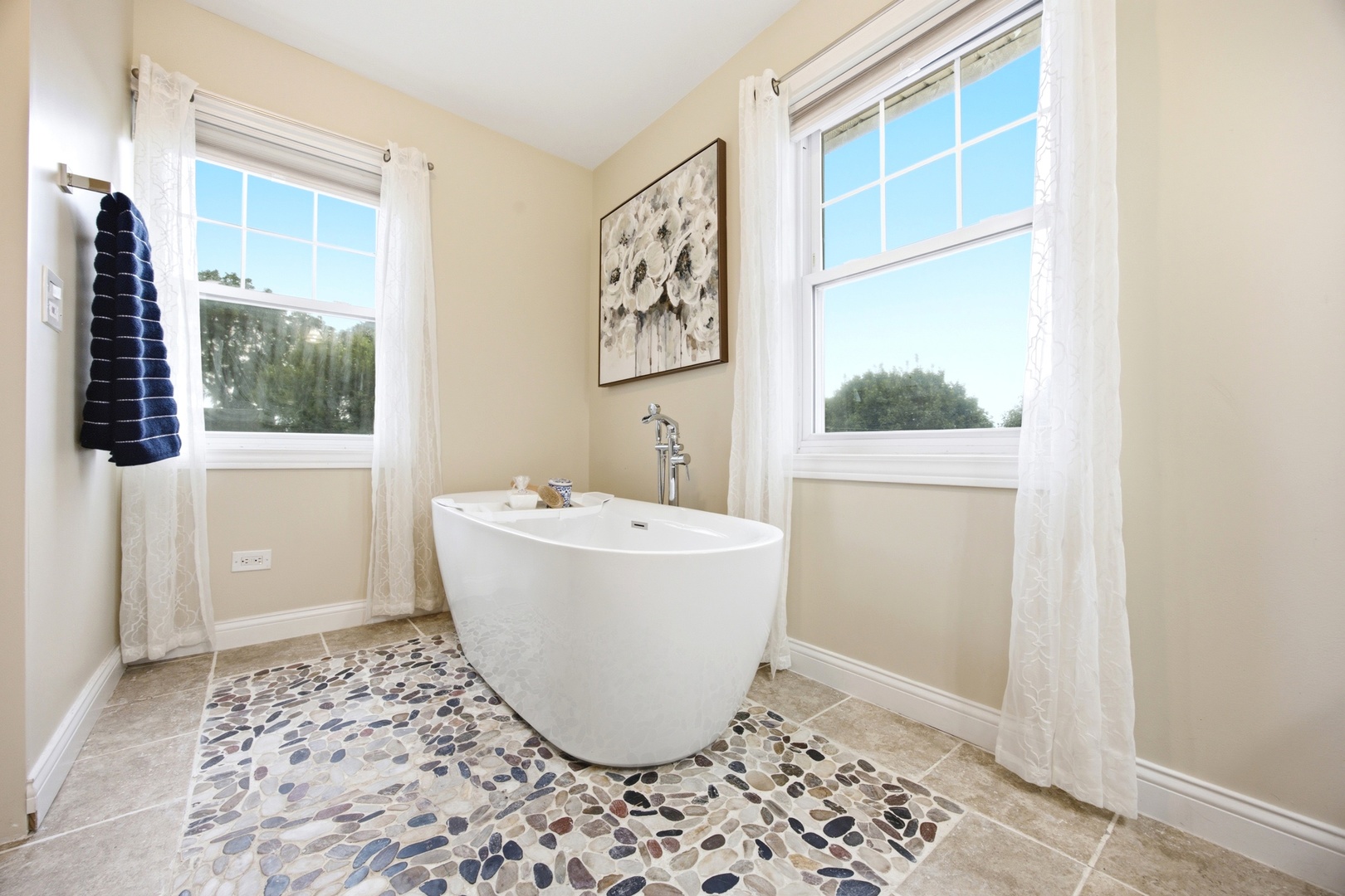 186 N Du Bois Avenue Property Photo 31